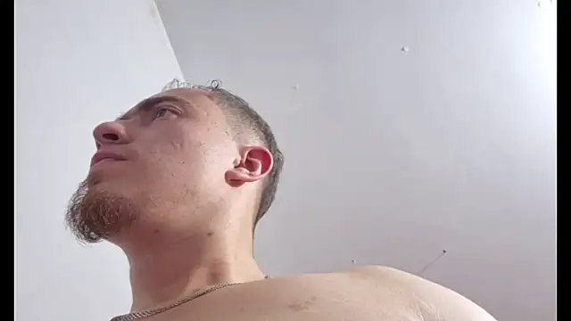 Chat XXX en directo de TouchDaddy4