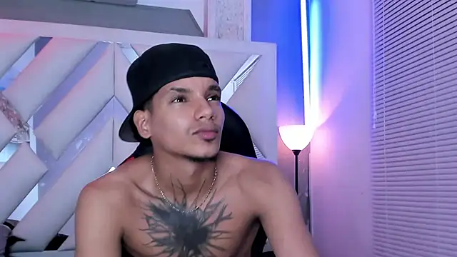 kai_storm77 Show in webcam