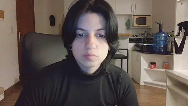 kyslrana Adlı Modelin Canlı XXX Sohbeti