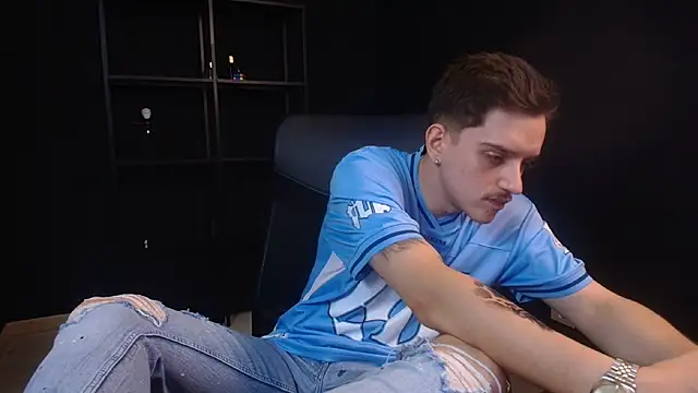 XXX chat uživo modela FelixStarkk