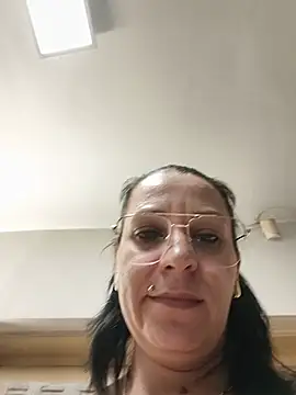 SugarDiamondsn Live XXX chat