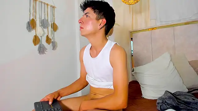 Vincent_Kane live XXX chat