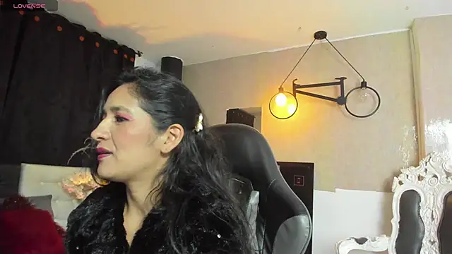 Vicky_Angeel Chat XXX in diretta