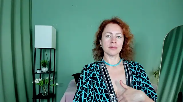Chat +18 de LeticiaRomano ao vivo