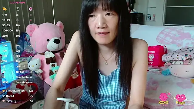 Chat +18 de SilViAjpn ao vivo
