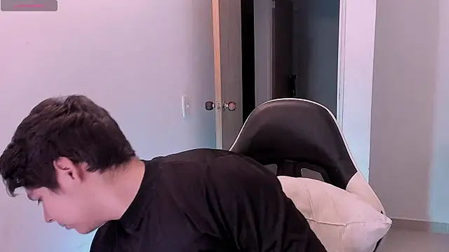 XXX chat uživo modela Asta_YunoXXX