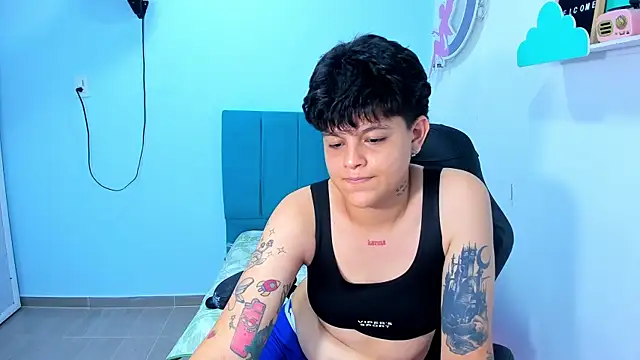 Chat +18 de nataly_0303 ao vivo