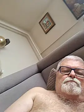 petvarad élő XXX-chatje