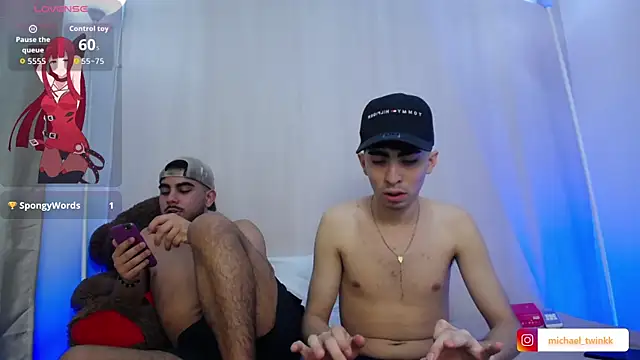 Michael_and_twinkk Adlı Modelin Canlı XXX Sohbeti