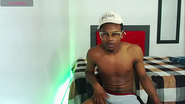 gregoryhoot XXX чат на живо