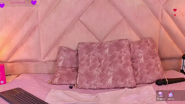 DemiJones_ XXX чат на живо