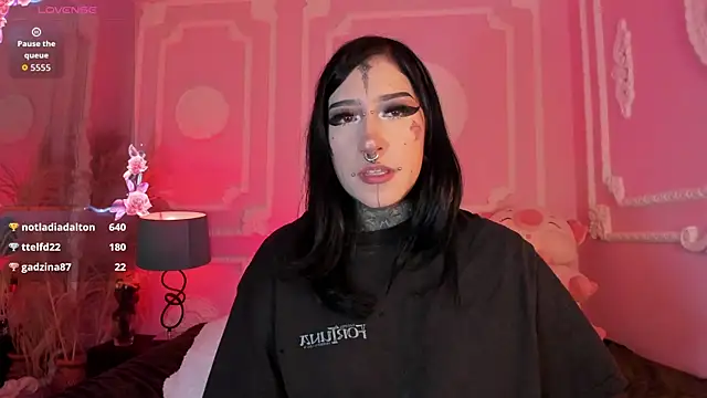 Kat_VonDe 라이브 XXX 채팅