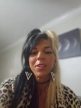 lil_jiggly XXX чат на живо