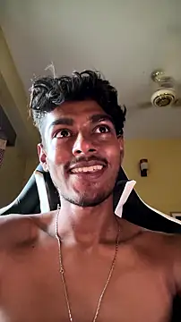XXX chat uživo modela GunSlay