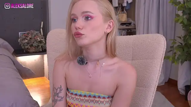 Živý XXX chat LexieLoree