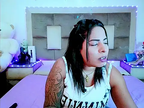indiantopaz694u 라이브 XXX 채팅