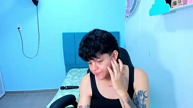 nataly_0303's Live Chat Room