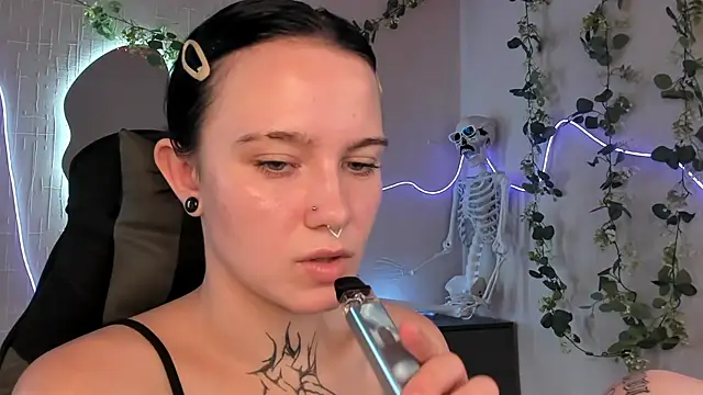 Elastikisss XXX чат на живо