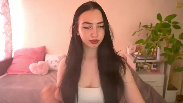 WildKittenX_ – Naživo XXX chat