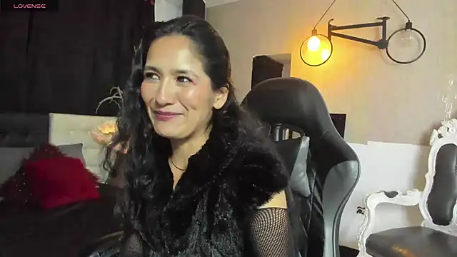 Chat +18 de Vicky_Angeel ao vivo