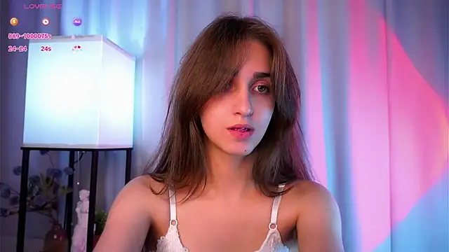 Živý XXX chat ClarineCasebolt