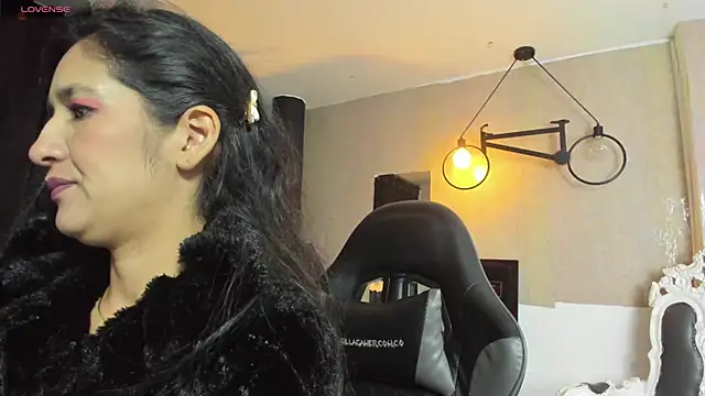 Czat XXX na żywo – Vicky_Angeel