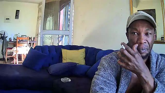 SHORTGUN_STALLION Chat XXX live
