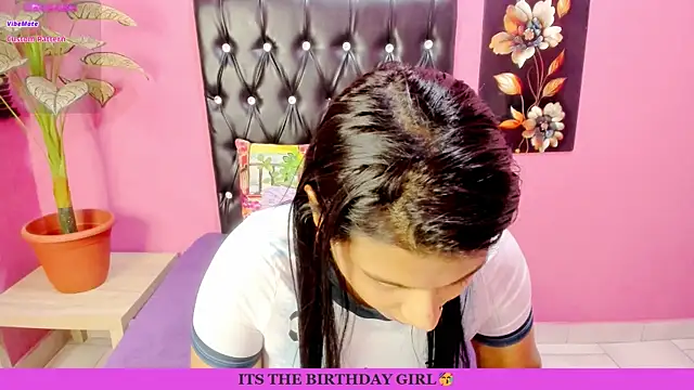 INDIANFLAME 라이브 XXX 채팅