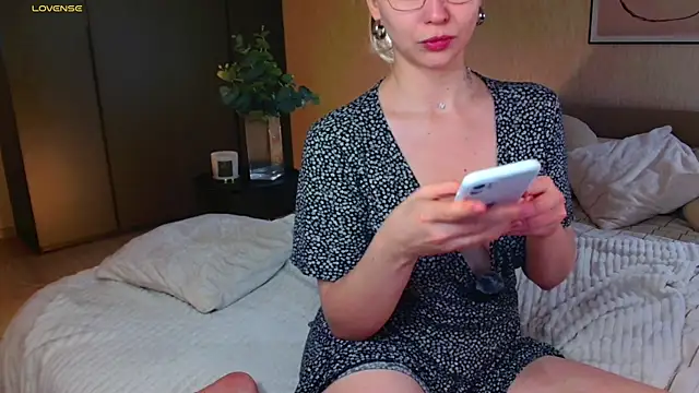 mynameloveeeeee's Live XXX Chat