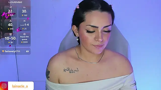 _onlylaiii_ Adlı Modelin Canlı XXX Sohbeti
