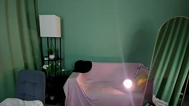 LeticiaRomano – Naživo XXX chat