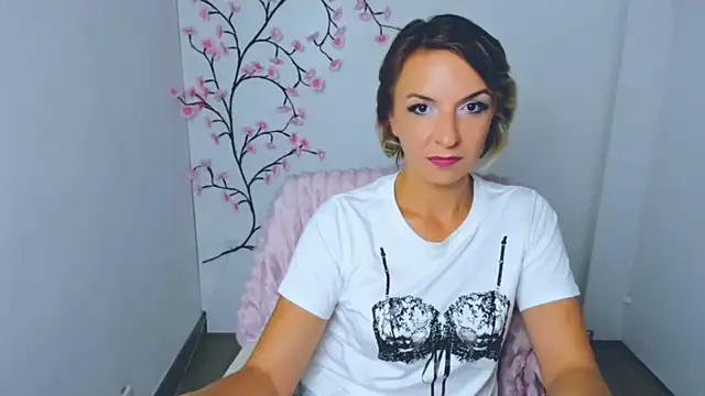 دردشة Lana_Foxyy الجنسية المباشرة