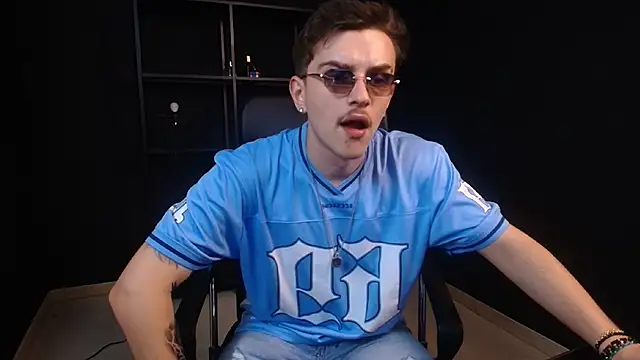 FelixStarkk Live XXX Chat