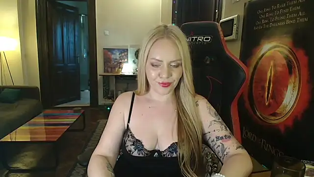 Unalome's Live XXX Chat