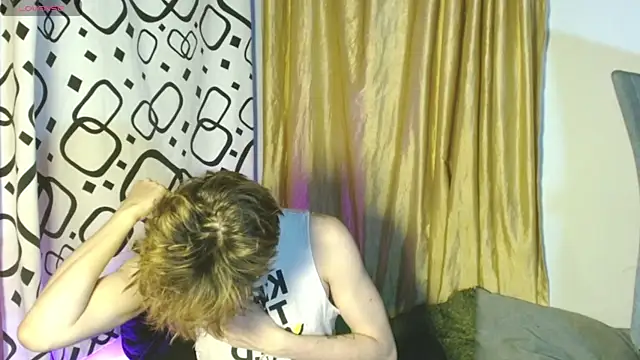 DannyParker_ লাইভ XXX চ্যাট