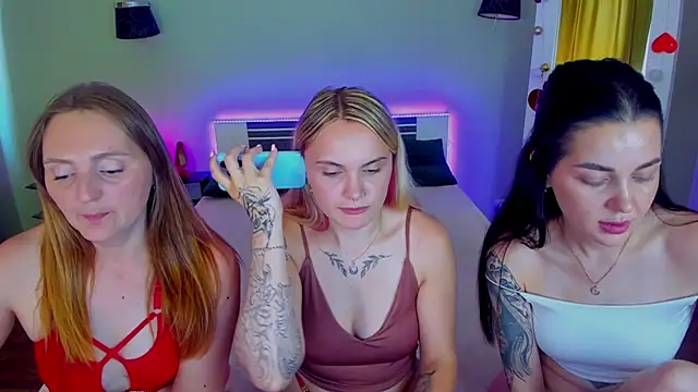 Živý XXX chat MagicEyess