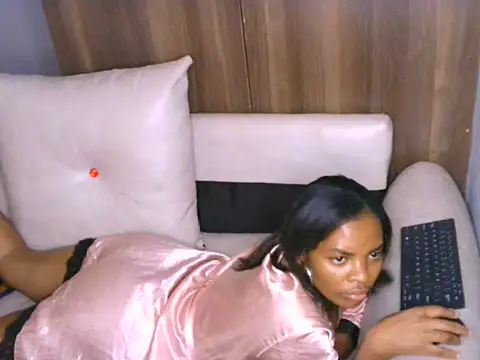 Chat XXX ao vivo de Bustycece
