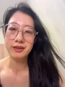 weiwei103 라이브 XXX 채팅
