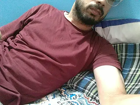 Precumboner live XXX chat