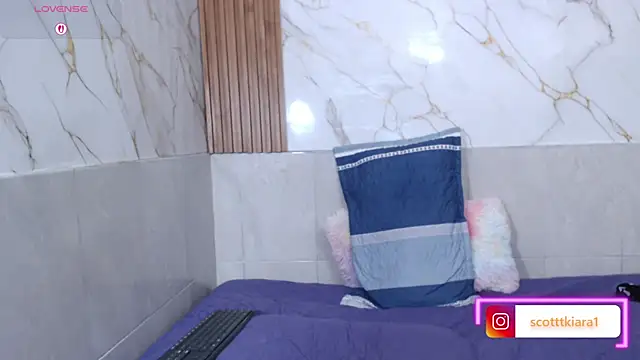 Živý XXX chat kiara_scottt