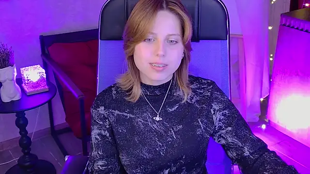 Chatroom XXX en direct de VivienneHebert