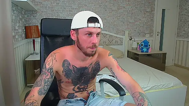 JonahShaw – Naživo XXX chat