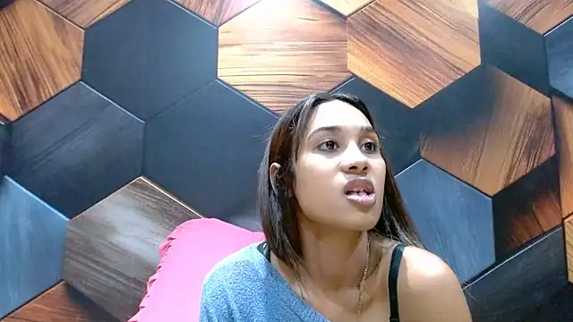 Chat +18 de IndianAurora26 ao vivo