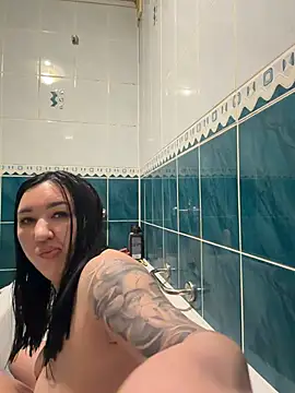 Naughtbaby_2025's Live XXX Chat