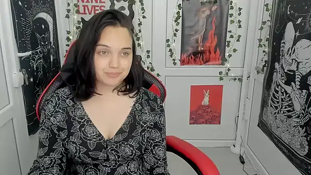 Caroline_cutte – Naživo XXX chat
