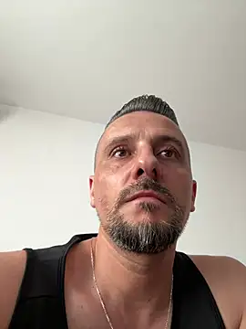 InsaneMattt Adlı Modelin Canlı XXX Sohbeti