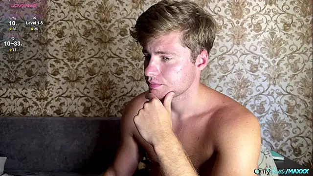 Chat XXX ao vivo de Maxhornyblondieman