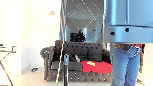 Chat XXX en directo de CloeMature