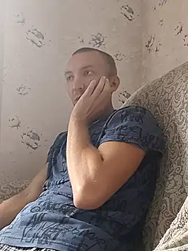 _uncle_Mitya-43_ Chat XXX in diretta