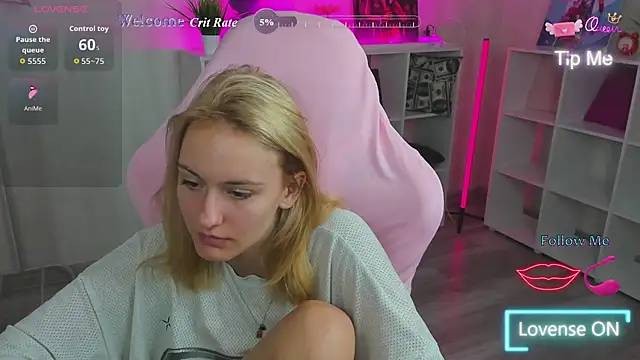 Golden__Whisper's Live XXX Chat